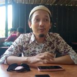 Muhammad Sabil guru Cirebon yang dipecat gegara kritik akun Ridwan Kamil
