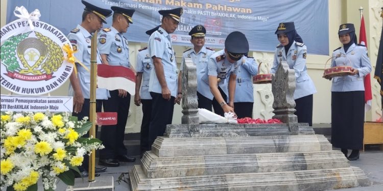 Makam Ismail Saleh
