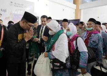 Hadiri Penerbangan Perdana Haji di Bandara Kertajati, Ridwan Kamil Mengaku Bangga