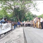 Gugat bupati cirebon