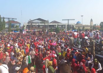 Juarai Lomba Hari Jadi Majalengka ke-533, Penjual Sorabi Raih Sepeda Motor