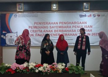 Indramayu Sabet 10 Piala Sayembara Menulis Cerita Anak Berbahasa Daerah