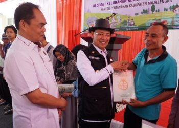 150 Warga Majalengka Dapat Sertifikat Tanah Gratis Program PTSL