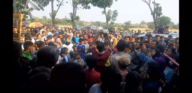 Klarifikasi Tuan Hajat Terkait Syukuran Curakan 20 Juta Yang Viral di Cirebon