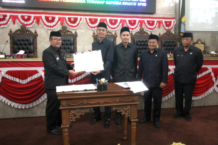 Bupati Setujui Nota Kesepakatan KUA/PPAS 2024 dengan DPRD Kabupaten Cirebon
