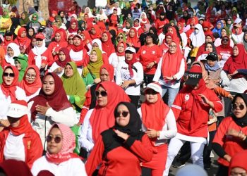 KORMI Jabar Gelar Senam Massal di Obyek Wisata Waduk Darma Kuningan