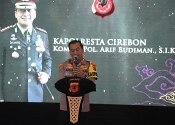 Green Service Polresta Cirebon Layani Pembuatan SIM dan SKCK dengan Sampah Plastik