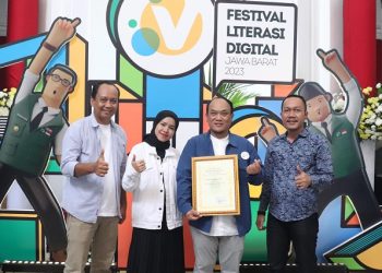 Pemkab Cirebon Raih ‘Anti Hoaks of The Year’ di Ajang West Java Festival 2023