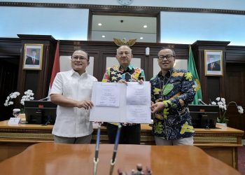 FPR Jabar Gelar Rapat Pleno Bahas Raperda RTRW Kabupaten Kuningan di Bandung