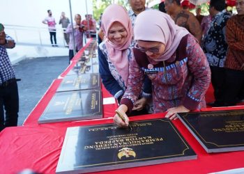 Bupati Indramayu Resmikan Sejumlah Proyek Pembangunan secara Kolektif