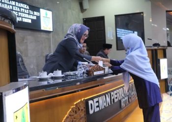 Pemkot Cirebon Tanggapi Pandangan Umum Fraksi DPRD Soal Raperda Perubahan APBD 2023