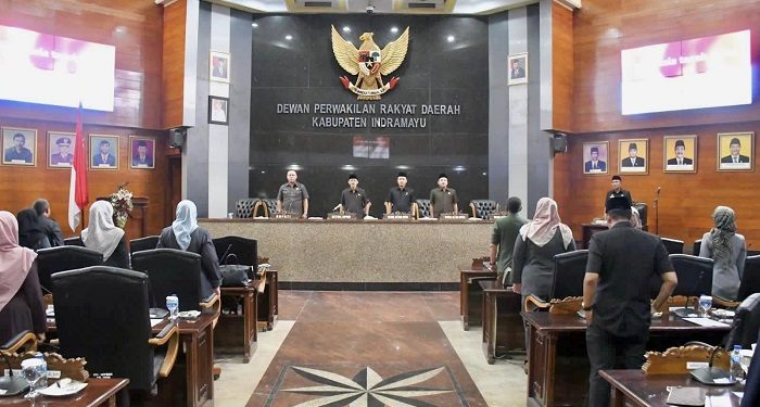 Pemkab Indramayu Tanggapi Pandangan Umum Fraksi di DPRD Soal Dua Raperda
