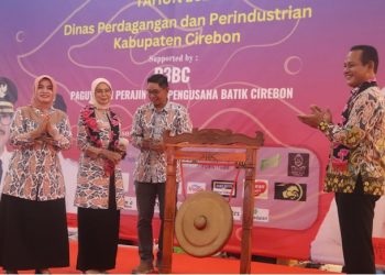 Disperdagin Kabupaten Cirebon Gelar Batik Craft Festival 2023