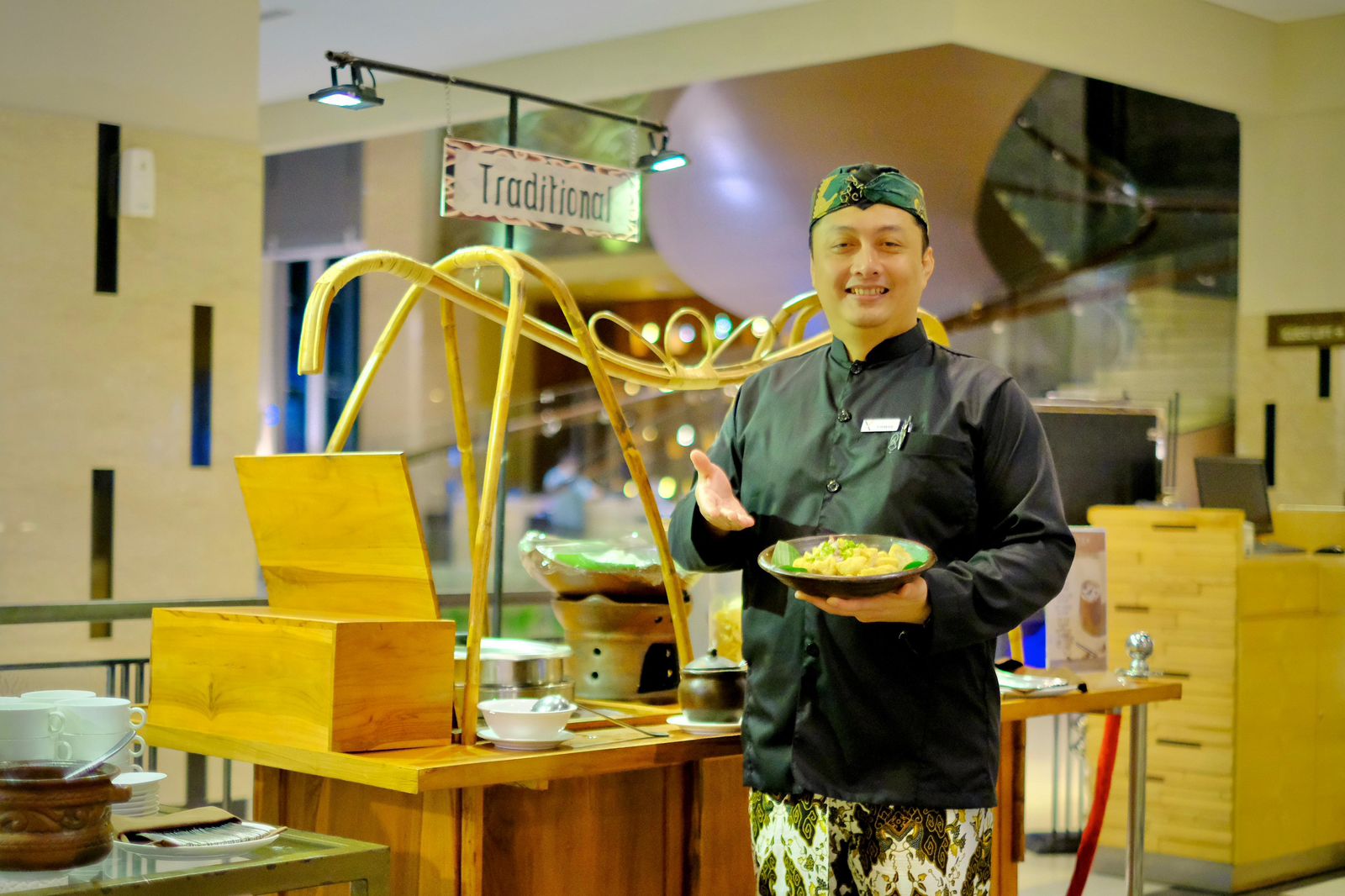 Cara unik Luxton Hotel Cirebon kenalkan warisan kuliner tradisional. (Istimewa)