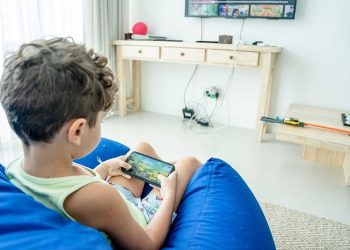 Aman Bermain Game Online, Ortu Bisa Terapkan Lima Tips Ini pada Anak