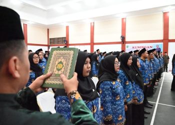 Bupati Kuningan Lantik 353 ASN Formasi Tahun 2021