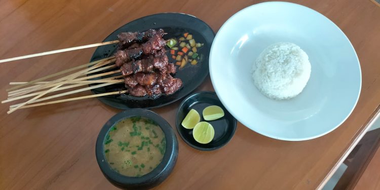 Empal Gentong Cirebon H Irawan kuliner tradisional yang paling banyak diburu