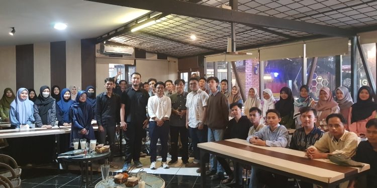 Relawan Muhaimin Cirebon Gelar Kajian Kritis Pendidikan