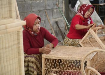 Pemprov Jabar Janji Tingkatkan Ekspor Rotan Cirebon