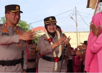 Kombes Pol Sumarni Perempuan Pertama Jabat Kapolresta Cirebon yang Hobi Naik Motor