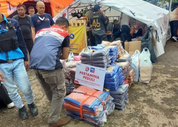 Pertamina Patra Niaga Salurkan Bantuan Bagi Korban Angin Puting Beliung di Sumedang