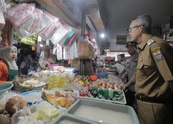 Segini Harga Kebutuhan Pokok di Pasar Jagasatru Kota Cirebon Selama Ramadan