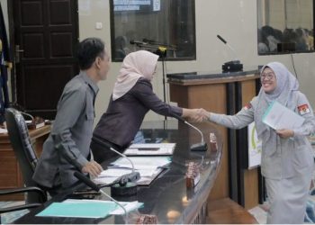 DPRD Kota Cirebon Sahkan Empat Raperda Propemperda 2024