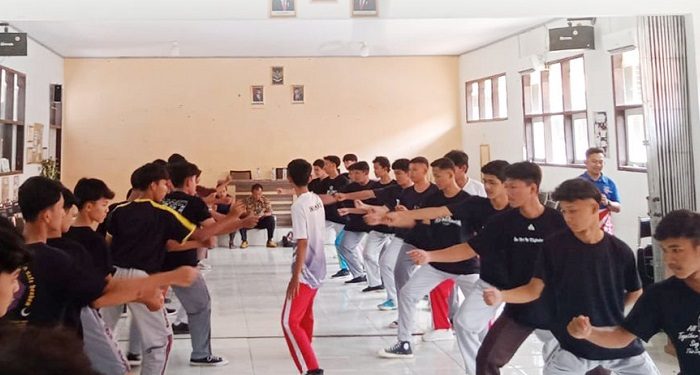 SMKN 1 Balongan Indramayu, Sekolah Percontohan Kembangkan Anggar di Jabar