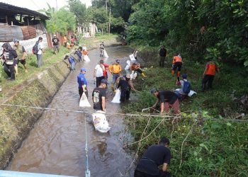 AMPAS Kuningan Ajak Sekda Dian Gelar Aksi Bersih-bersih Sungai di Ancaran