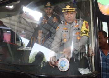 Kapolres Ciko Ramp Check Angkutan Lebaran 2024 di Terminal Harjamukti