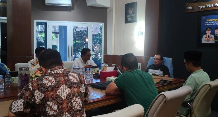 Sekda Undang KPU Kuningan Gelar Rapat Persiapan Tahapan Pilkada Serentak 2024