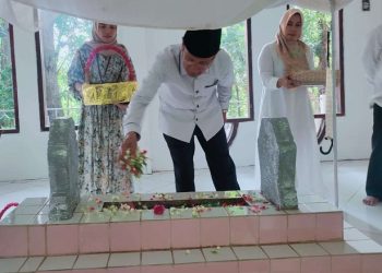 Hari Jadi Majalengka ke-534, Pj Bupati Dedi Ziarahi Makam Pangeran Muhammad
