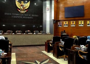 Fraksi DPRD Indramayu Beri Respon Jawaban Bupati Soal Raperda Sosial dan Kesehatan