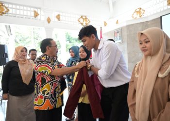 109 Mahasiswa Kuningan dari Empat Perguruan Tinggi Ikuti KKN Kolaboratif
