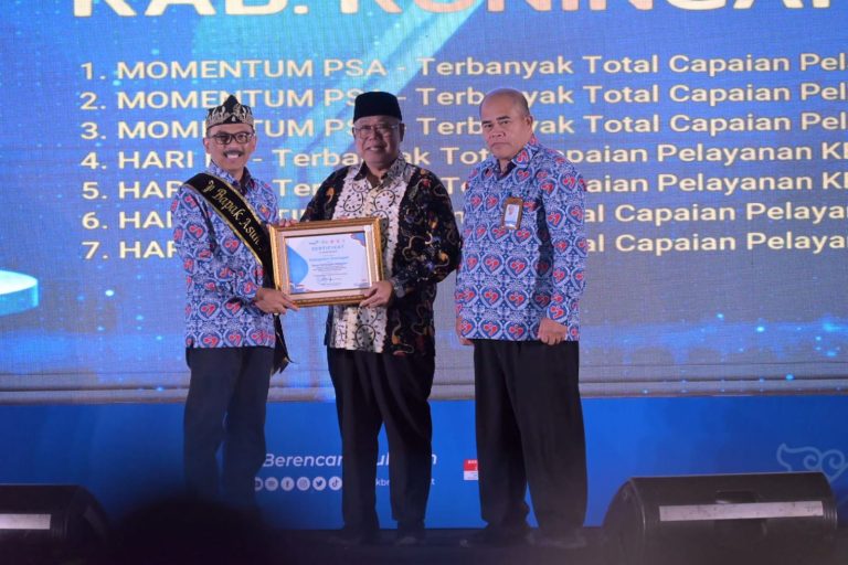 Kuningan Gondol Tujuh Penghargaan pada Festival Harganas Jabar 2024 di Cirebon