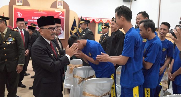 460 Warga Binaan Lapas Kelas IIA Kuningan Dapat Remisi HUT RI ke-79