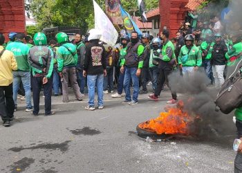 Ojol Cirebon Demo