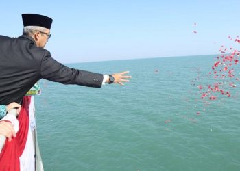 Tabur Bunga HUT ke-79 di Perairan Cirebon, Pj Wali Kota Kenang Sejarah Heroik TNI AL