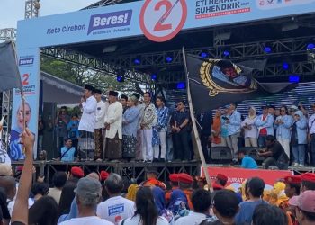 Ulama Argasunya Doakan Kemenangan Paslon 02, Kampanye Akbar Beres Diserbu Belasan Ribu Massa