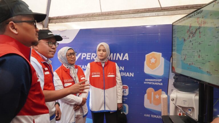 Komisaris Pertamina Patra Niaga Kunjungi Beberapa SPBU Pastikan Stok BBM Jelang Nataru 2025