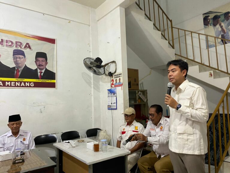 DPC Gerindra Kota Cirebon Rayakan HUT ke-17 Secara Sederhana