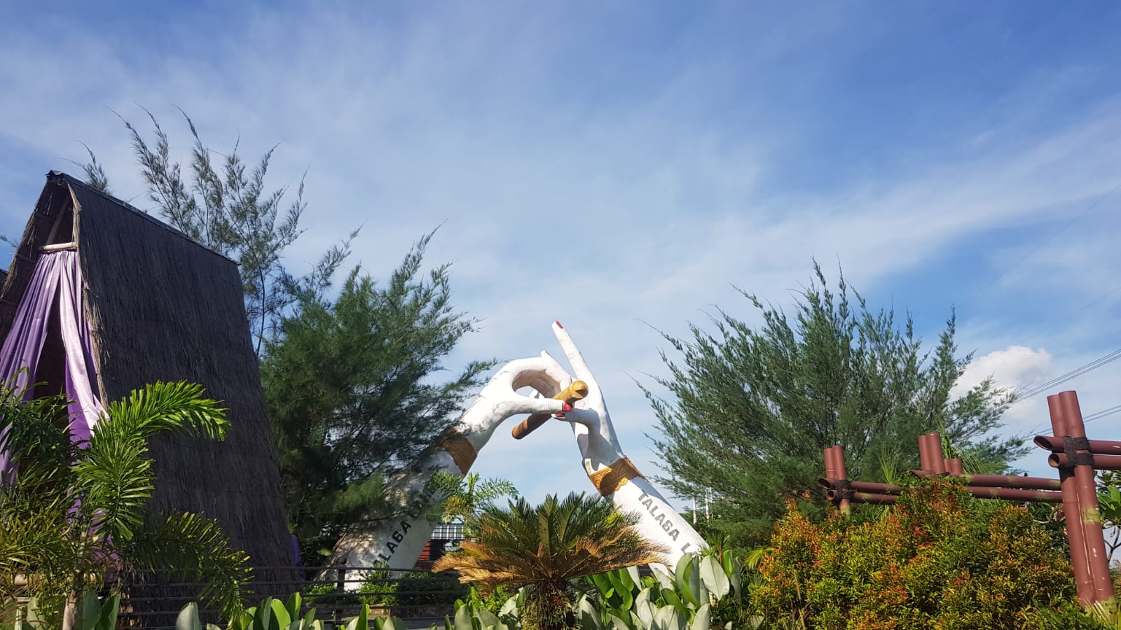Destinasi wisata Talaga Langit (Foto: KIM)