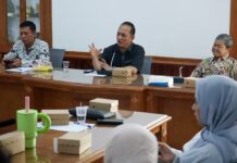 DPRD Desak Pemkot Cirebon Segera Perbaiki Rumah Ambruk