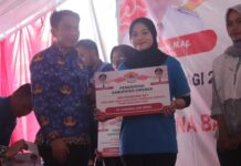 Pemkab Cirebon Salurkan BLT DBHCHT Rp1,9 Miliar di Depok