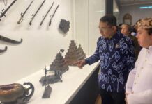 Menbud RI Resmikan Museum Gedung Pusaka Keraton Kanoman