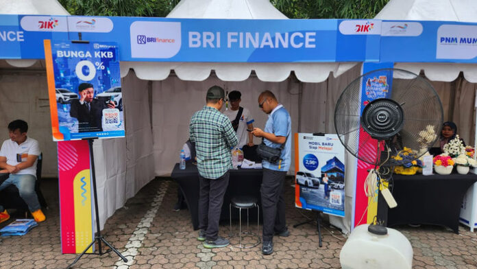 BRI Finance Hadirkan Promo di Pasar Keuangan Rakyat di Medan