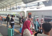 Penjualan Tiket KA Nataru Meningkat, Stasiun Surabaya Pasarturi Jadi Stasiun Keberangkatan Terfavorit