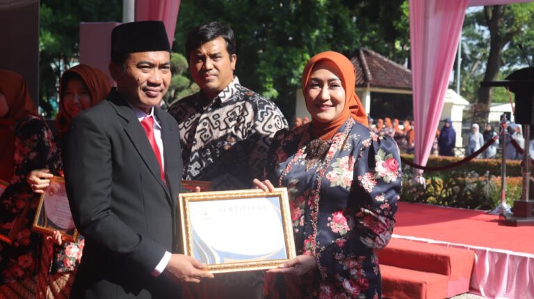 Bupati Cirebon: Perempuan Berdaya Kunci Menuju Indonesia Emas 2045