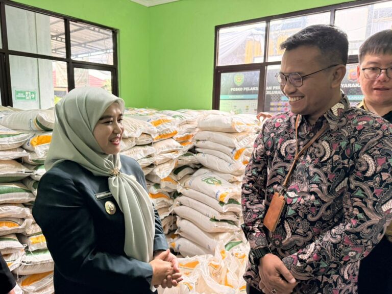 Jurus Pemkot Cirebon Menjaga Daya Beli Warga