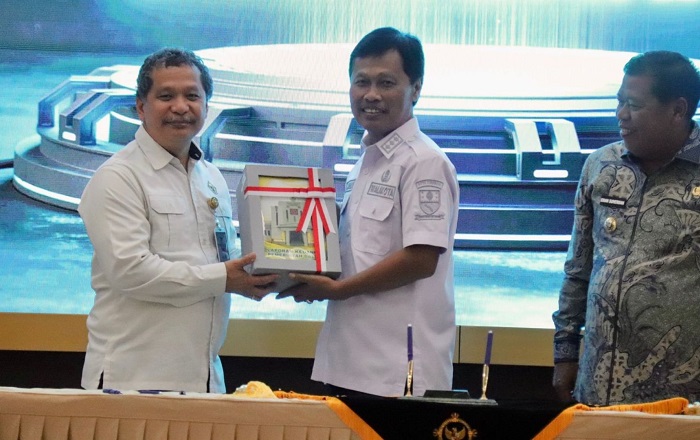 Wali Kota Cirebon Serahkan LKPD Unaudited 2025 ke BPK Jabar
